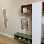 Unique Duplex Near Center شقة